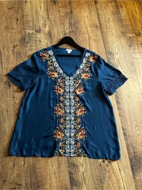 Sundance Silk Deep Navy V-Neck Blouse with Multicolor Floral Embroidery